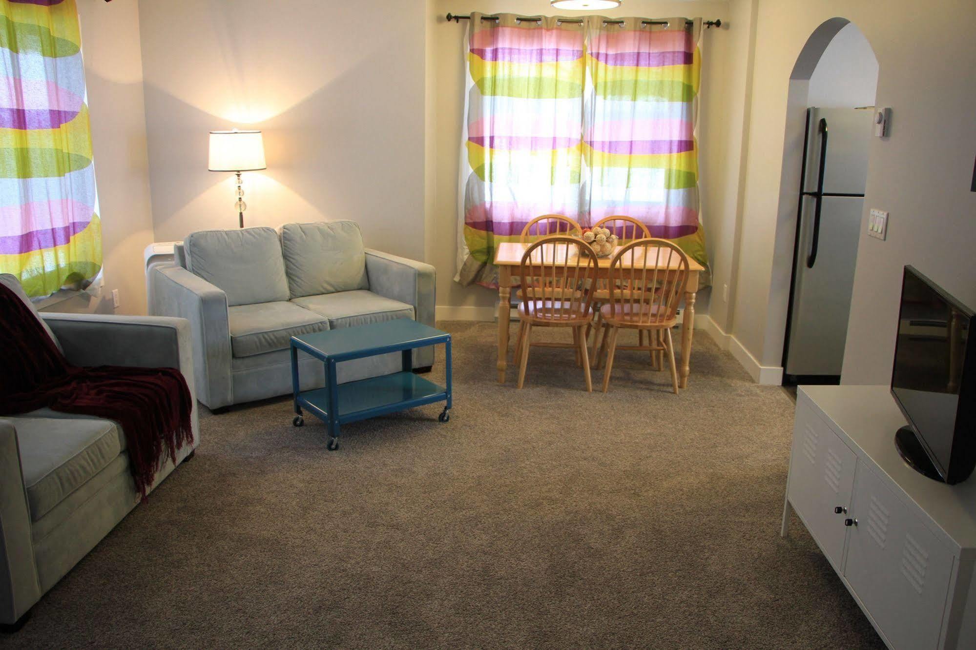 Stoneshire Guesthouse Clearwater Bagian luar foto