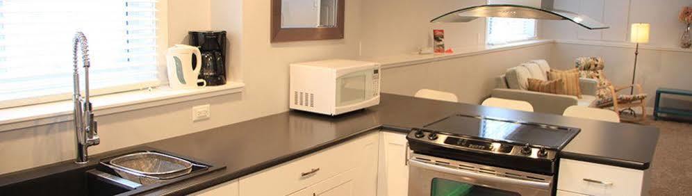 Stoneshire Guesthouse Clearwater Bagian luar foto