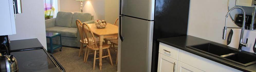 Stoneshire Guesthouse Clearwater Bagian luar foto
